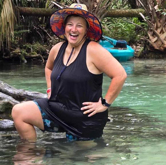 Meet your Posher, Yvie - Picture 1 of 1